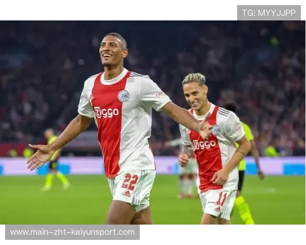 欧冠惊天逆转!加拉塔萨雷3-0完胜阿贾克斯,奥斯梅恩戴帽,萨内助攻成焦点 欧冠惊天逆转!加拉塔萨雷3-0完胜阿贾克斯,奥斯梅恩戴帽,萨内助攻成焦点